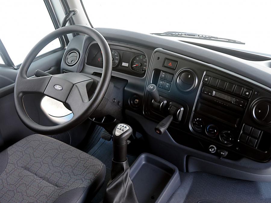  Ford Cargo 1932 2011 года  (фото 4 из 10)